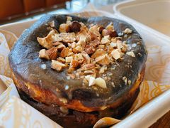 巴斯克焦糖芝士蛋糕-OUR Bakery(三里屯太古里店)