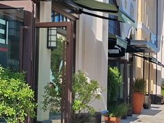 -PUMA品牌自营折扣店(苏州比斯特购物村店)