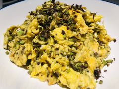 香椿炒土鸡蛋-江南厨子(万象天地店)