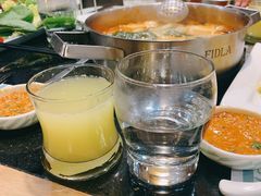 凤梨苹果汁-青柠记忆泰式海鲜火锅(合生汇购物中心店)