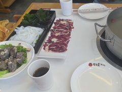 -牛记皇鲜牛肉火锅(环球度假区梨园店)