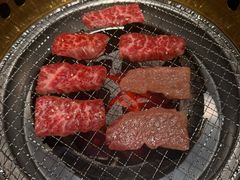 -山川小町·极番烧肉(新地假日广场店)