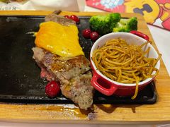 瀑布芝士厚切牛排-豪客来牛排(中央花苑店)