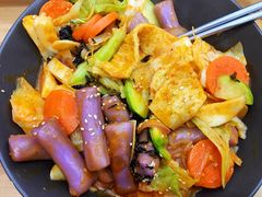鱼饼炒年糕-芝士牛炭火烤肉