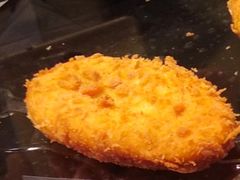 香浓牛肉咖喱面包-巴黎贝甜(亿合城店)