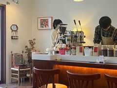 -Café Monson