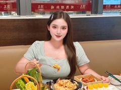 -煲王粤菜餐厅(中侨中心店)