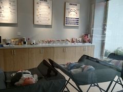 -姆爱自营月嫂(松江店)