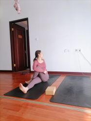 -Yvon yoga 瑜伽·精准体态管理中心