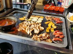 -小黑猪石板烤肉(皇冠花园店)