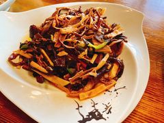 -小厨子私房菜·云南美食店