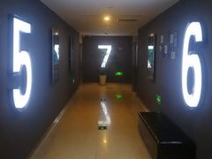 -至潮影城(庆春路锦和大厦店)