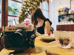 -C.Y Cafe