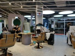-PE SALON 