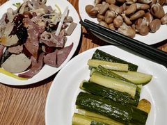 -清真吴记门钉肉饼·喜多利