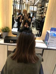 -HAIR CORNER