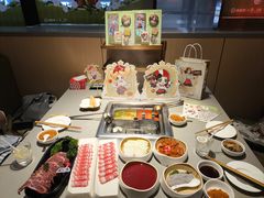 -海底捞火锅(珠影星光城夜宵主题店)