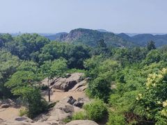 -灵岩山风景区