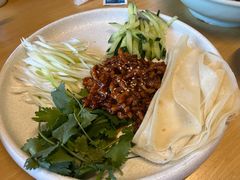 -关东小磨东北菜(上海长风大悦城店)