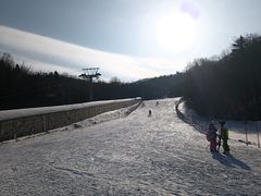 -亚布力新体委滑雪场