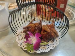 吊烧妙龄乳鸽-新榕记滨江壹號