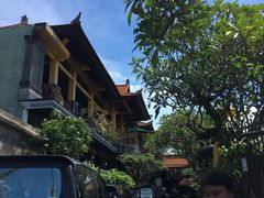 -Warung Babi Guling Ibu Oka 3