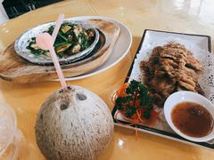 -鹏城人家海鲜酒家·23年老字号(较场尾店)