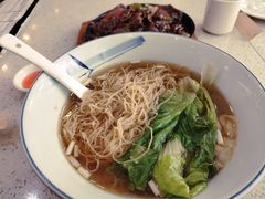 招牌鲜虾云吞面-甜蜜蜜港式茶餐厅(虹梅店)