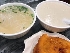 -伍湛记粥品(荔湾名食家店)