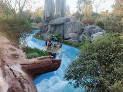 -七彩云南欢乐世界