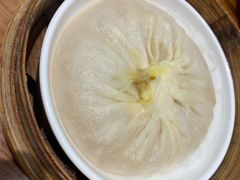 手拆蟹粉灌汤包-包小笼·金牌汤包(中山路店)