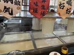 自制豆浆-靠山屯东北农家菜(八龙桥雅苑店)