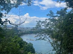 -叠彩山景区