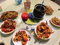 -三亚火车头万人海鲜广场