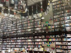 -钟书阁(群光广场店)