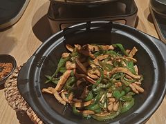 -川堂风·跷脚牛肉·乐山爆炒(宝山日月光店)