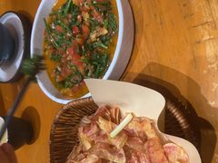 -老滇山寨•云南特色菜•地方菜•民族风情歌舞表演(金碧店)