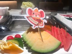 -海底捞火锅鲜切牛肉主题店(长寿路店)