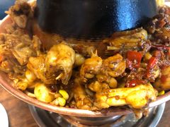 -超越炭火牛蛙火锅鸡(河东店)
