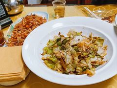 爆炒卷心菜-雪湖煜辰鱼头老店(雪野湖店)