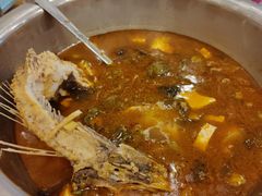 泉水煮活鱼-湘缘道客•湘缘饭店·25年湘菜馆(古墩路店)