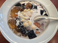 -RUXU入续糖水铺与包(卓悦中心店)