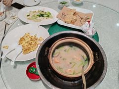 -德兴海鲜渔港(辉煌大厦店)