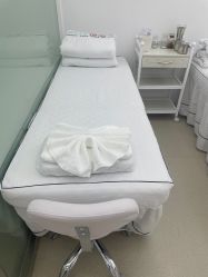 -友仟痘医生科学祛痘连锁