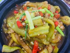 -湖南人家湘菜馆(镇江路店)