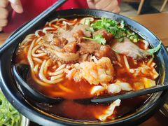 香辣牛杂粉粉-鑫花溪牛肉米粉(景德路店)