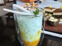 -亚龙湾喜来登·美景台大堂吧