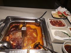 -海底捞火锅(海宁路店)