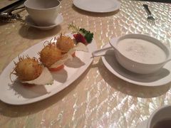 脆皮黄金糯米糍-8餐厅(新葡京酒店)