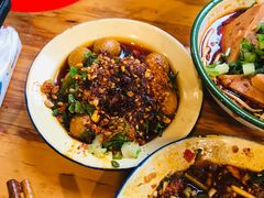 -拈签一笑黄牛肉辣卤串串